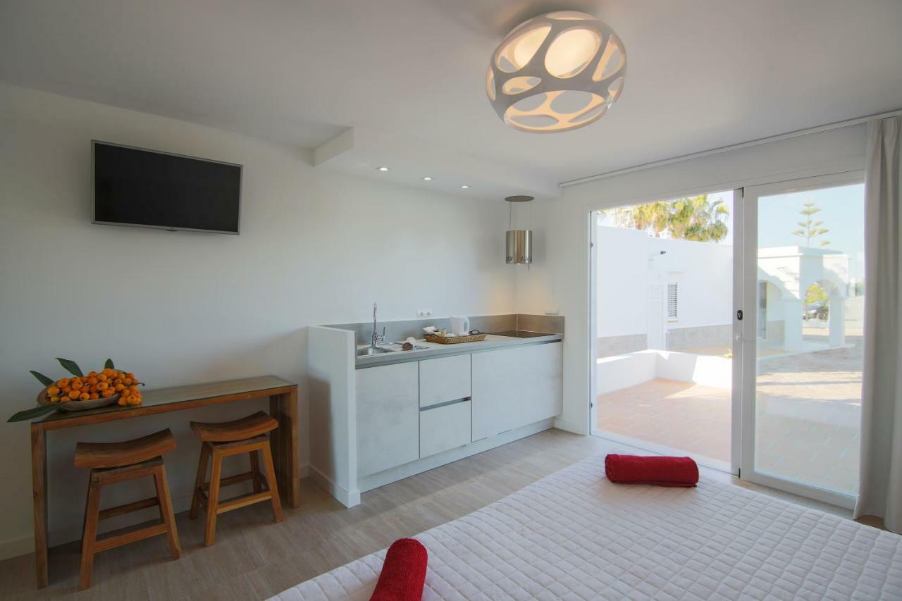 Villa Can Raes San Rafael De Sa Creu Extérieur photo